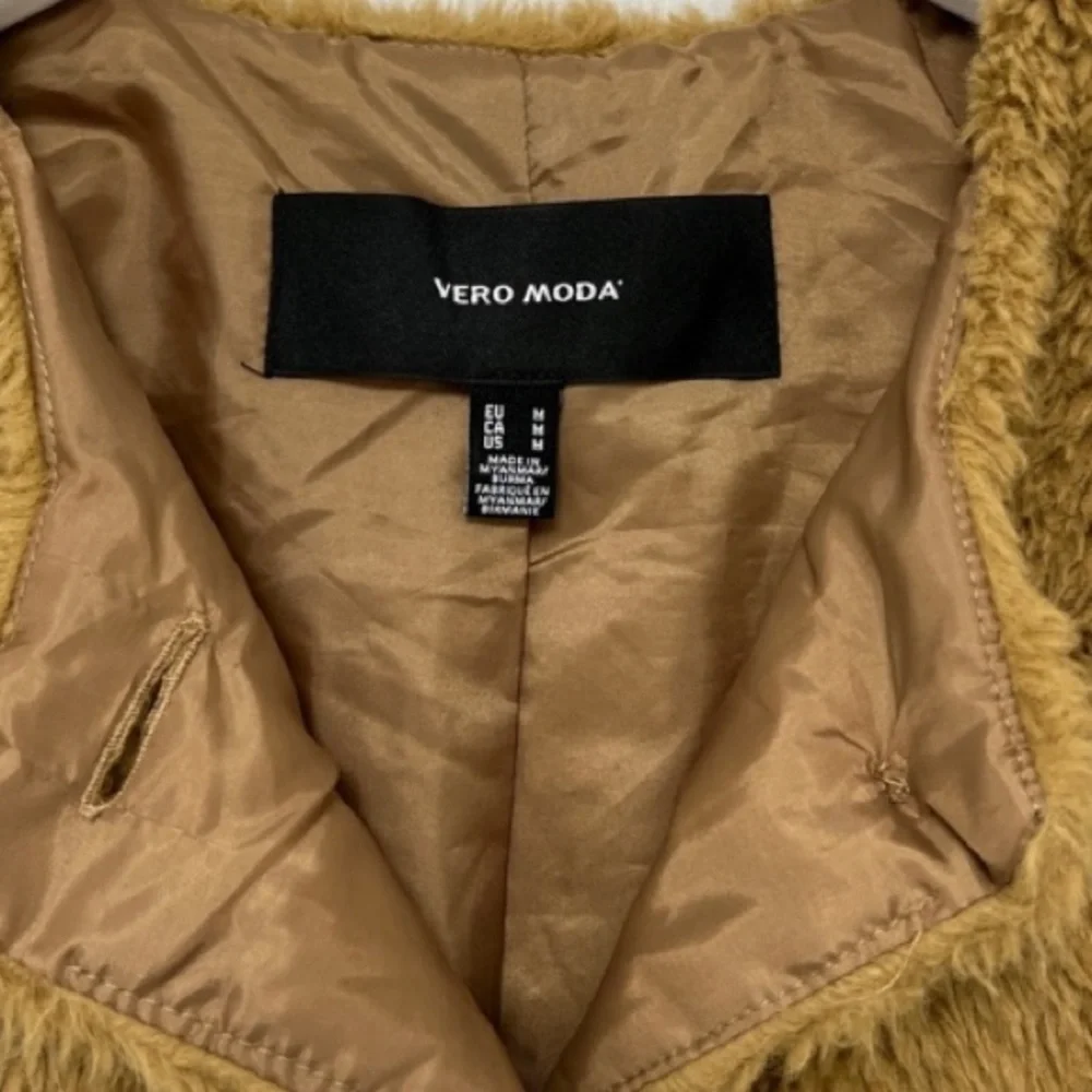 Vero Moda Cozy Amanda Short Teddy Jacket Brown Faux Shearling Women’s, Sz Medium